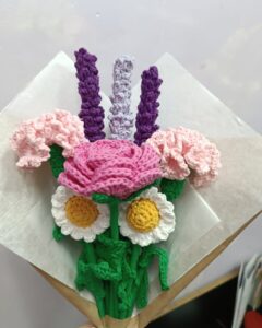 Ramo de flores a crochet n8